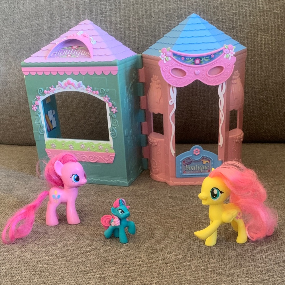 My Little Pony Boutique Playset with Figures
